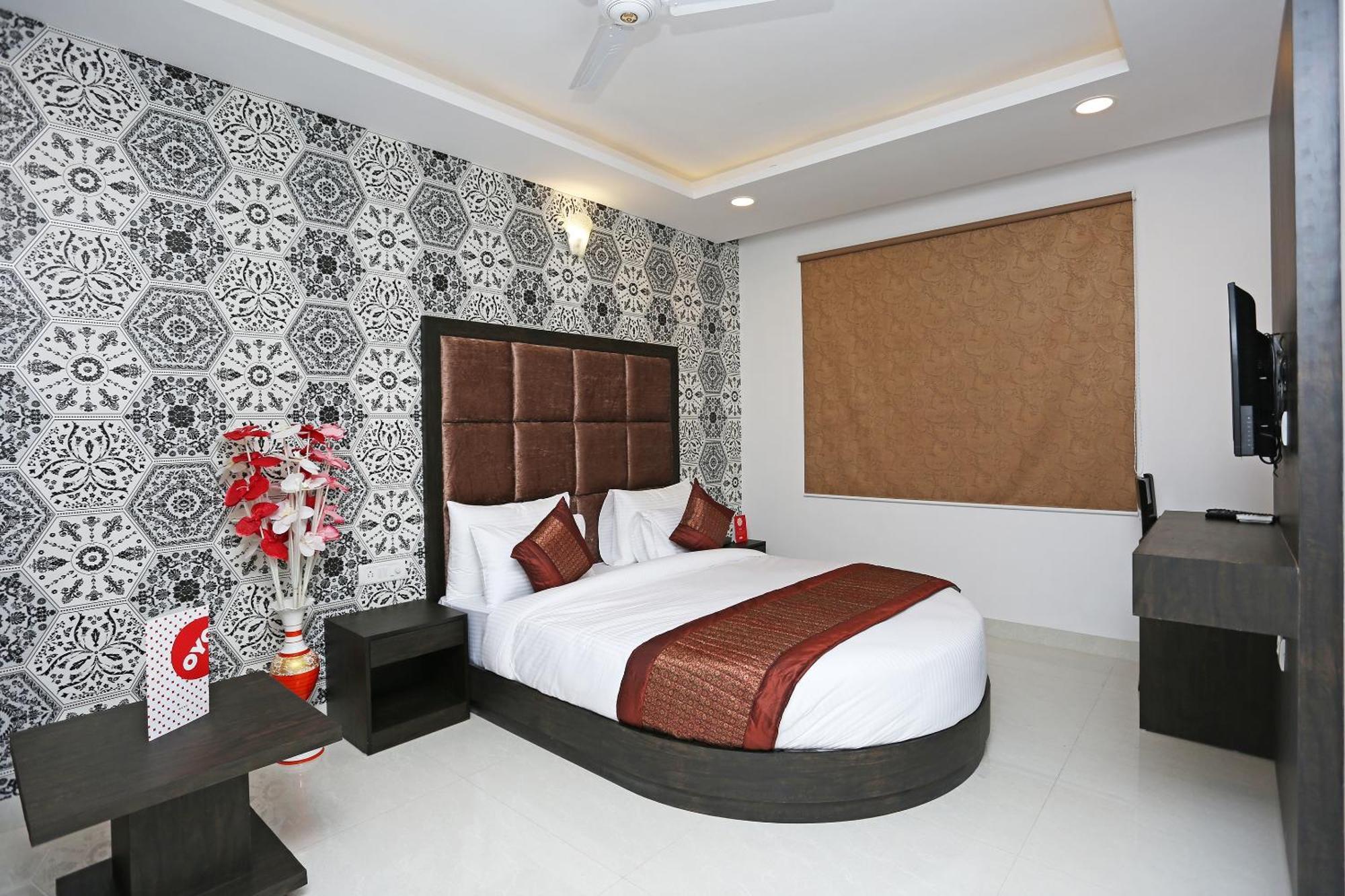 Hotel O M Suites نيودلهي المظهر الخارجي الصورة